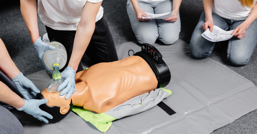 Training. Medical First Aid A Beginner's Guide to Medlink's Courses
