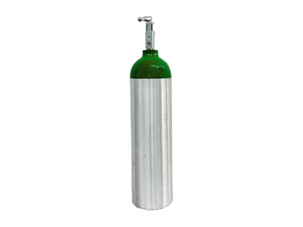 Aluminium medical oxygen cylinder with green shoulder and regulator valve